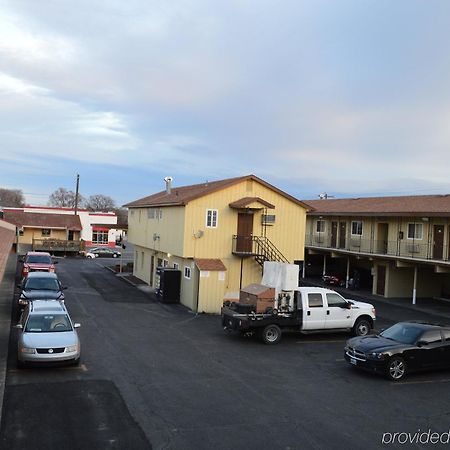 Economy Inn Hermiston Esterno foto