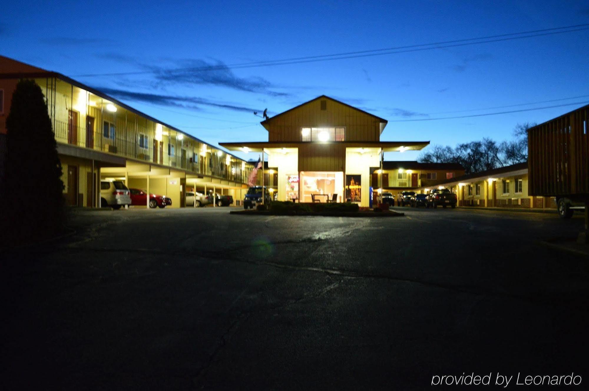 Economy Inn Hermiston Esterno foto