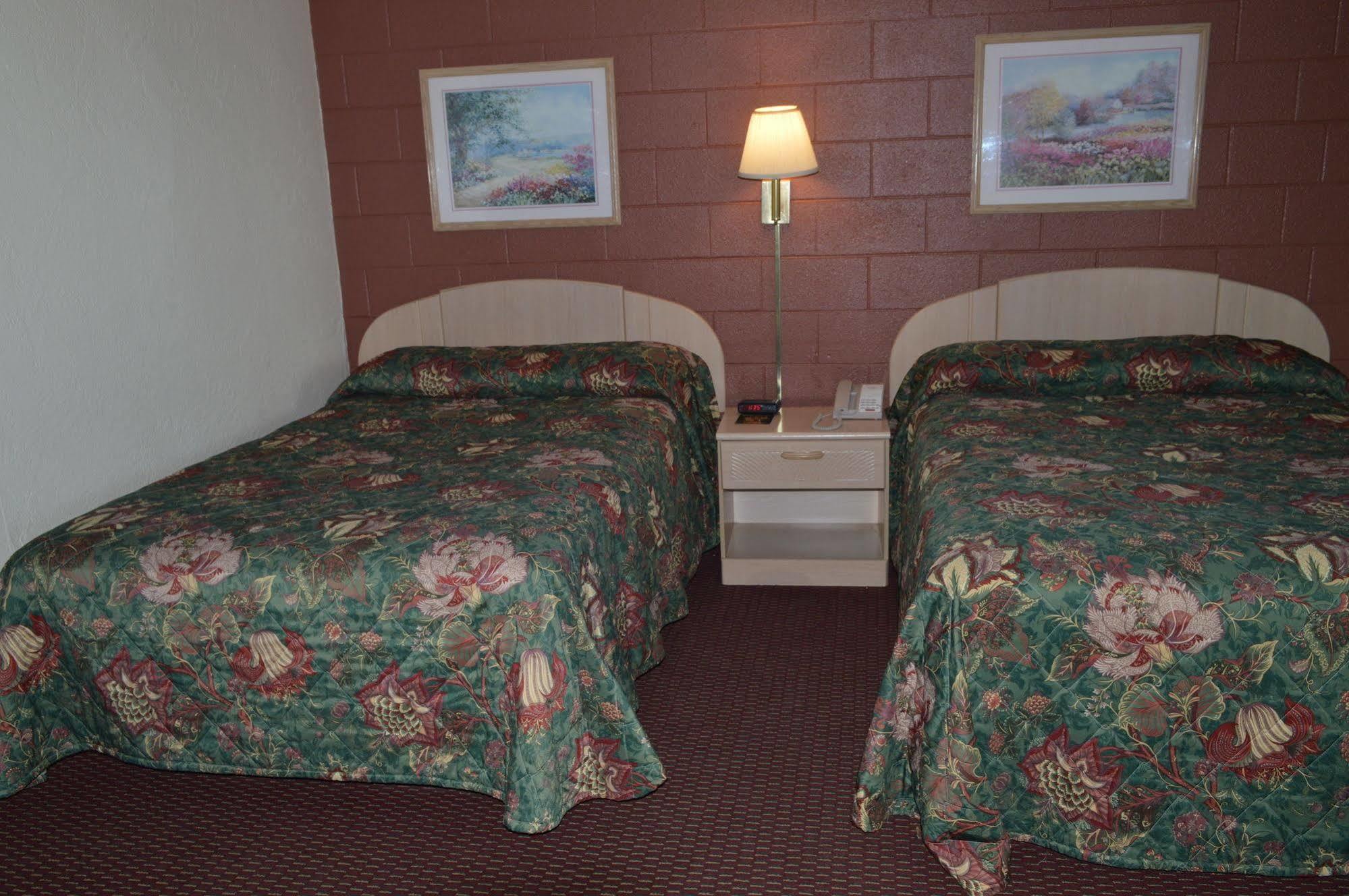 Economy Inn Hermiston Esterno foto