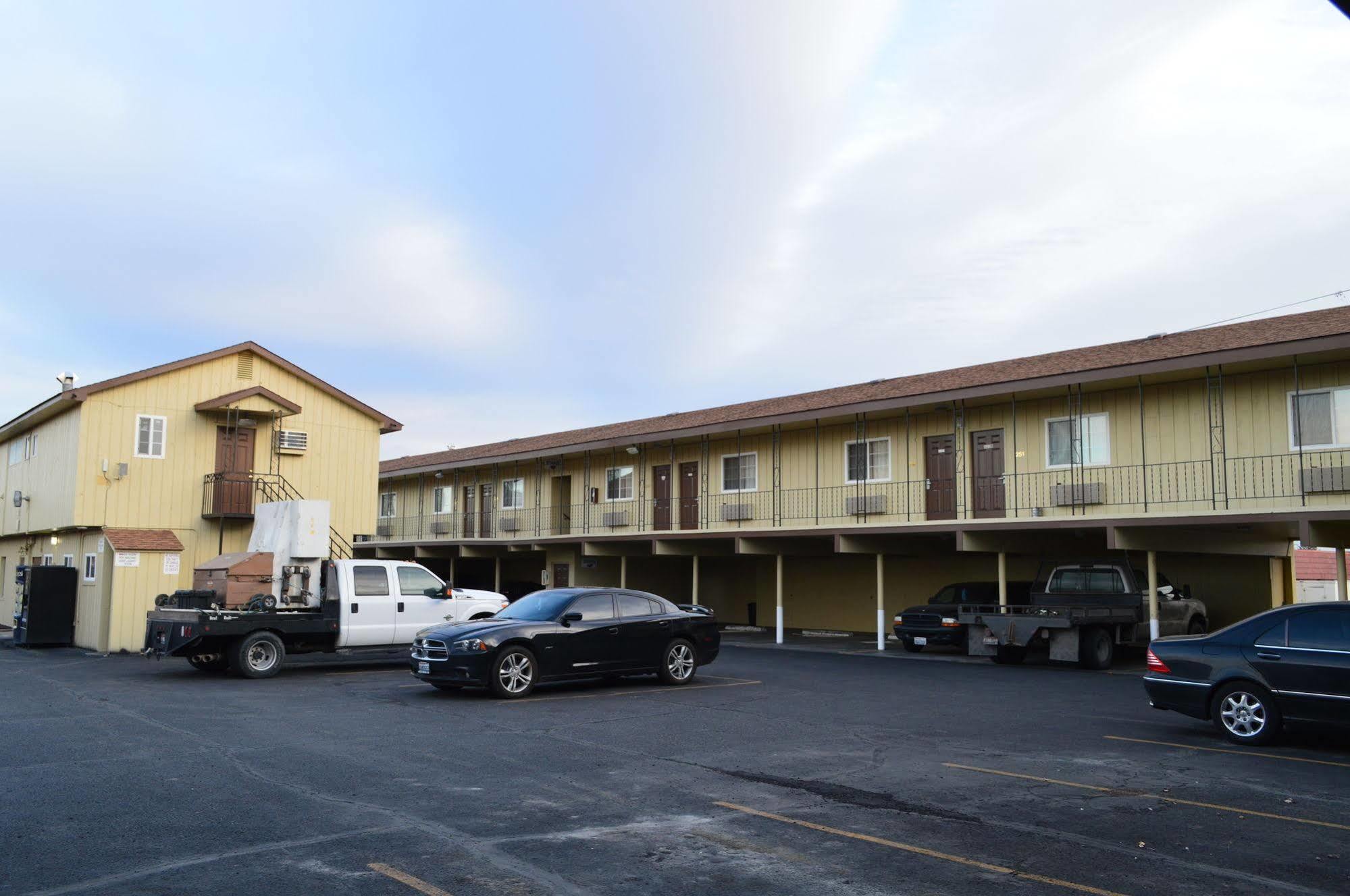 Economy Inn Hermiston Esterno foto